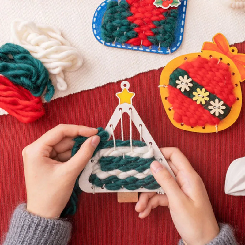 DIY Handmade Christmas Craft Kits Cute Wood Knitting Xmas Decoration Pendants for Kids DIY Handcrafted Toys Materials