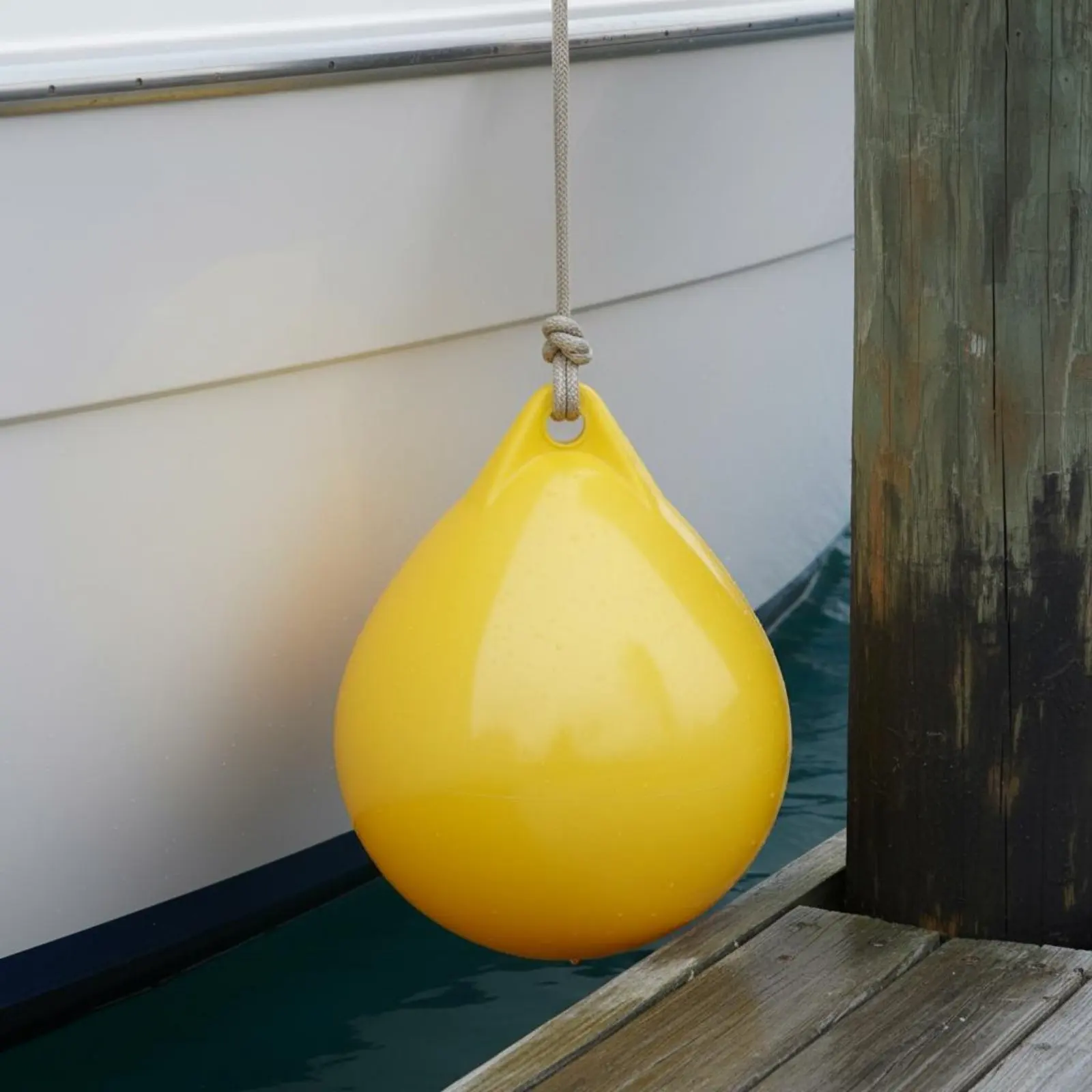 spherical-bumper-sphere-boat-bumper-sphere-round-yacht-bumper-single-piece-construction-aquatic-equipment-reinforced-eyelets