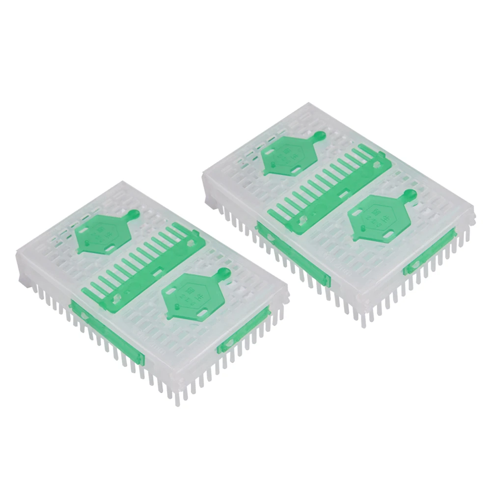 

2pcs Needle Style Cage Foldable Beekeeping Tool Safe Durable PP Material Outdoor Supplies Practical Gardening