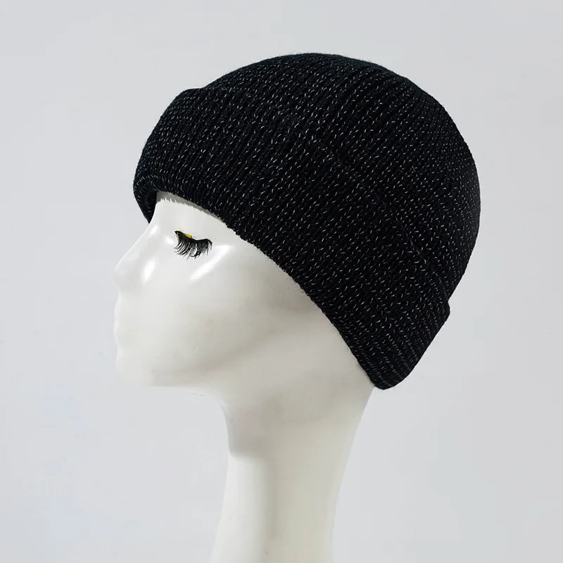 

2025 New Reflective Knitted Hats Magical High Visibility Winter Warm Caps Women Men Bonnet Beanie Hat for Night Running Walking