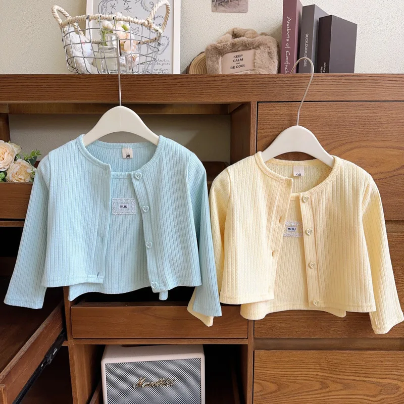 

2025New Spring Girls' Thin Knit Set Children's Stylish Letter Patch Camisole Cardigan Two-Piece Set