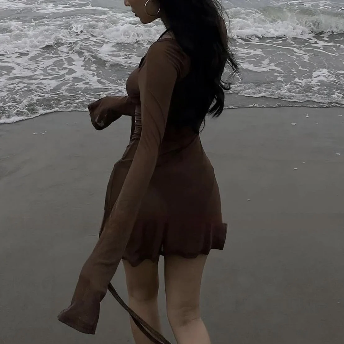 

2024 New Sexy Hot Girl Long Sve Bikini Tee Piece Set Ele Square Collar Slit Net Wrap around Swimsuit Sport Fitn