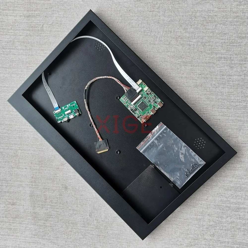 

For LTN156AT32-L01/T01 LTN156AT35-H01 LVDS 40Pin Laptop Panel 1366x768 15.6" Mini-HDMI USB-C 3.0 Metal Case+Controller Board Kit