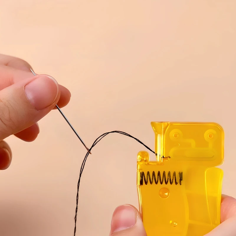 Automatic Needle Threader Tool - DIY Stitch Insertion Simple Threader Needle for Sewing Crafting Kit s Old Kids Housewives