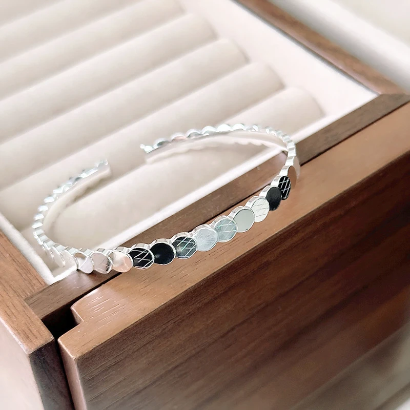 925 Sterling Silver Simple Shiny Fish Scale Geometry Resizable Opening Bangle For Women Fine Jewelry Party Gift BR363