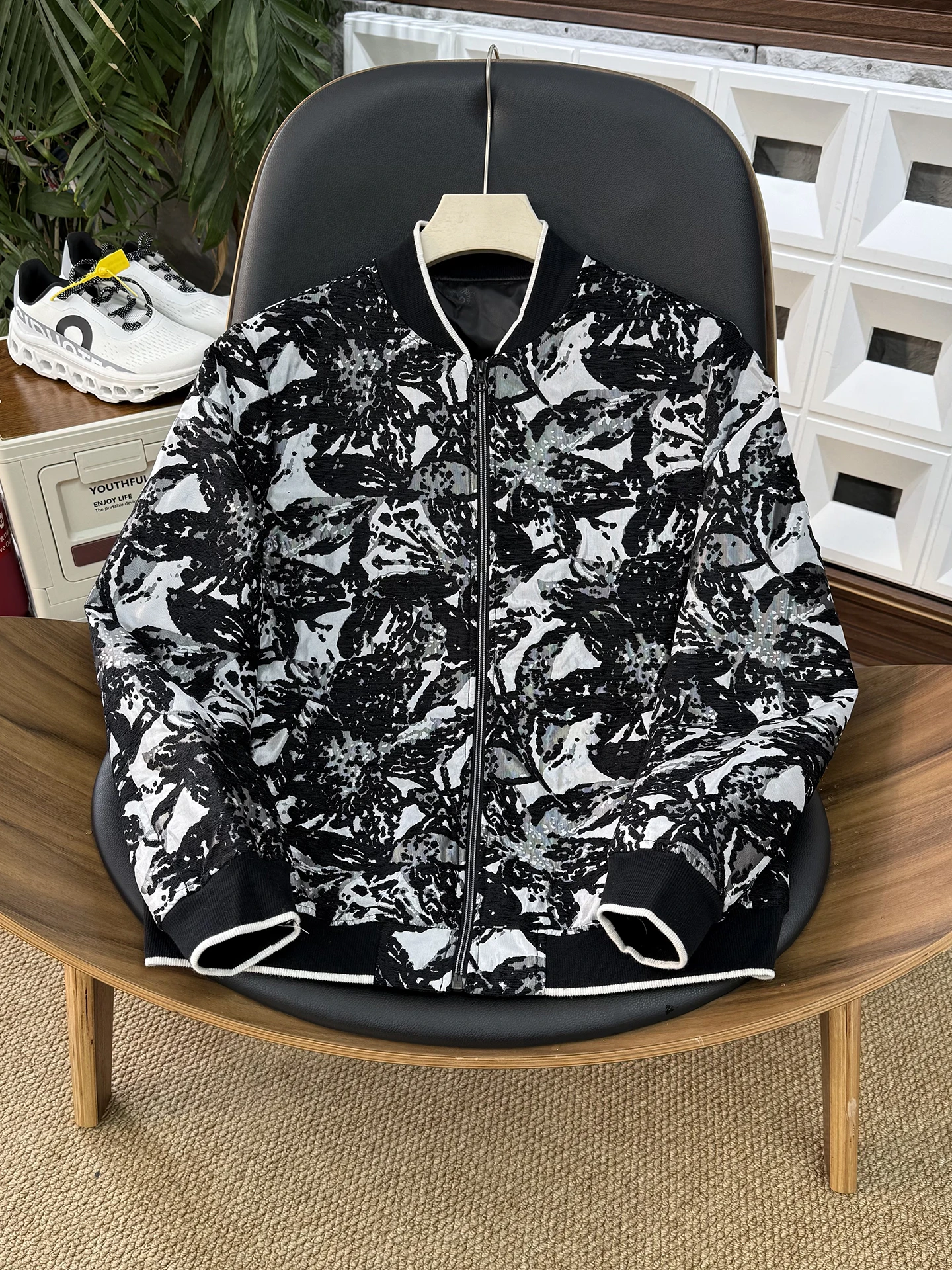 Men's Baseball Collar Casual Jacket Autumn Winter Season Standard Fit Embroidery Outerwear Polyester Fabric Vintage Style