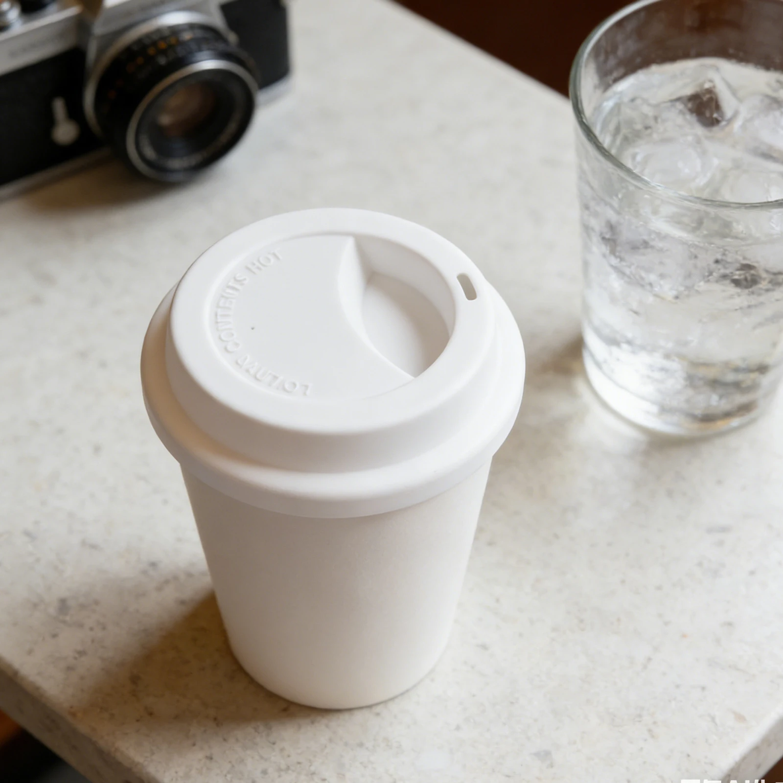 

4Pcs Silicone Drink Cup Lid Cover for Coffee Mug Reusable Dustproof Spill-Resistant Non-Slip Grip Ideal for Summer Drinks