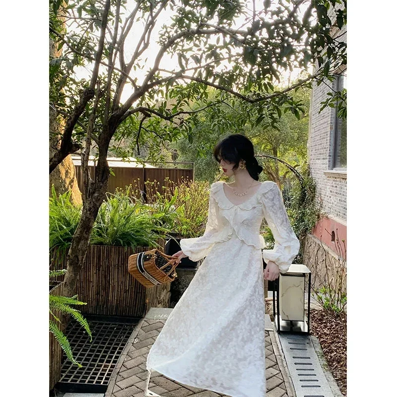 레트로 궁전 스타일 루즈핏 솔리드 컬러 드레스 러플 디자인 2025 봄 가을 프렌치 감성 롱 스커트