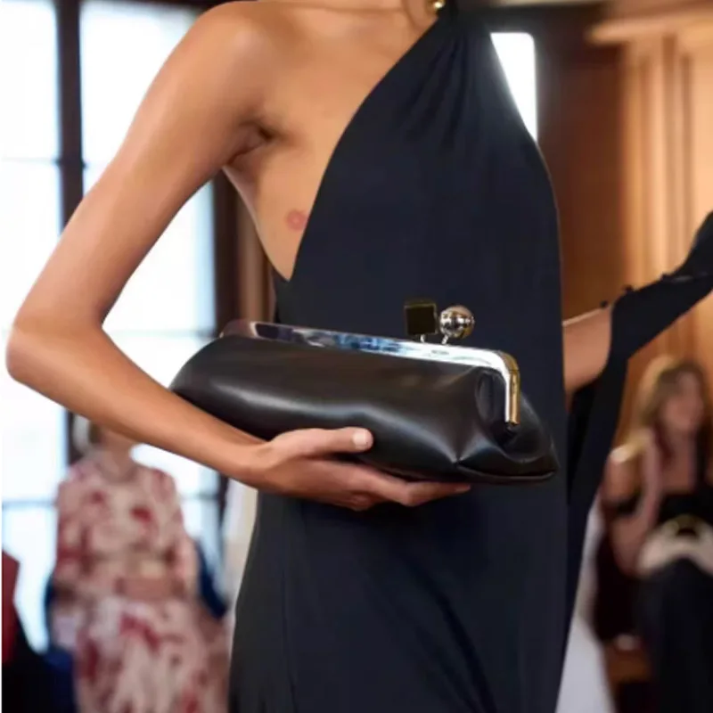 Luxury Designer Clip Handbag Purses For Ladies Underarm Bag Fashionable Long Clutch Bag With Removable Shoulder Bag