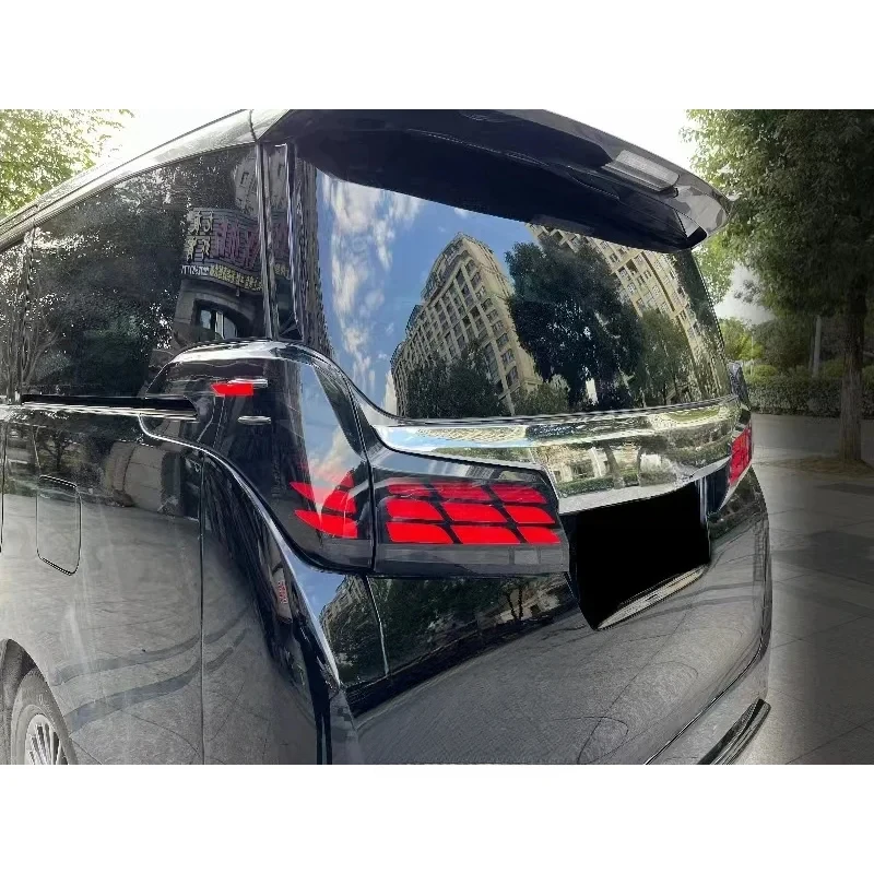 

Светодиодные задние фонари с указателями поворота для моделей 2019-2023 годов