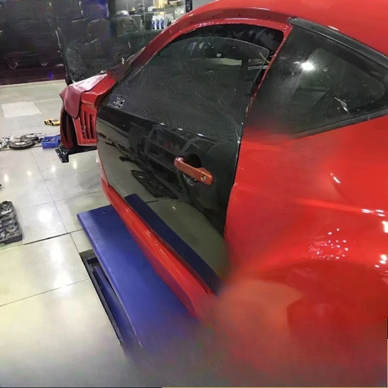 Suitable for Toyota, dry carbon doors, carbon fiber door panels, modified car side surround accessories