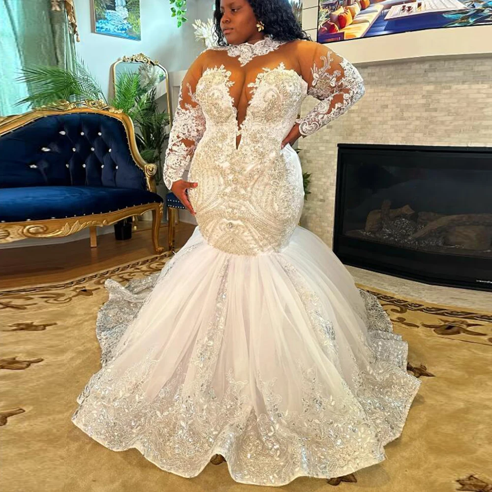 

Glittering Beaded Crystals Wedding Dresses Sweep Train For Bride Lace Appliques Bridal Gowns Customized Bride Formal Party