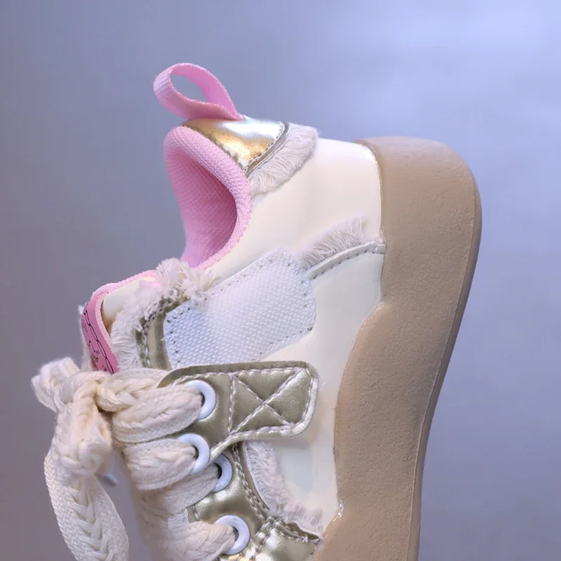 2025, Frühlings-Cartoon-Low-Top-Turnschuhe für Studenten, rutschfeste Kinder-Laufschuhe, Designer-Walking-Schuh für Jungen