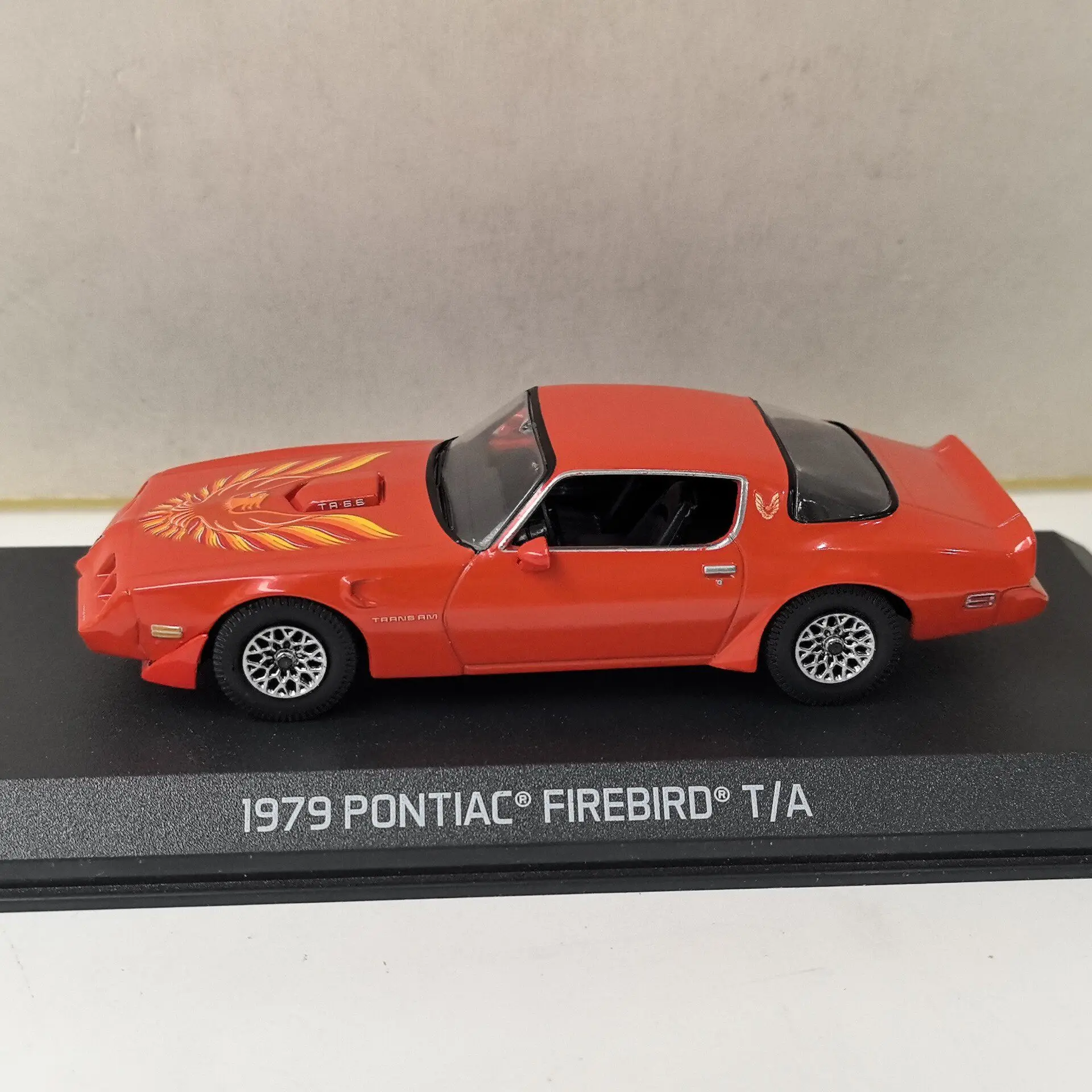 Box Cracking Diecast Green Light 1/43 Scale PONTIAC Firebird T/A 1979 3y Alloy Car Model