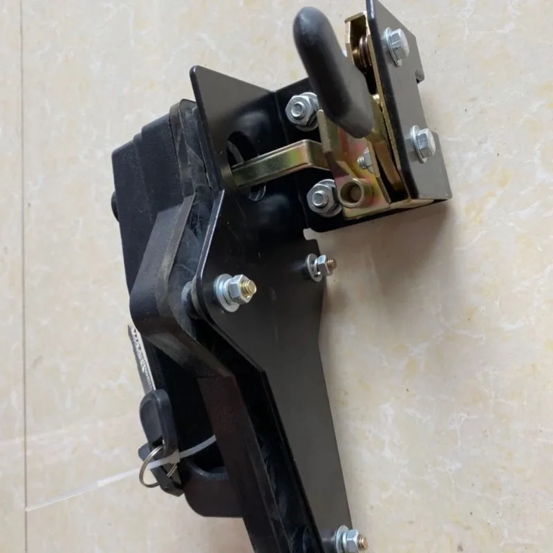Tractor door lock Harvester cab handle lock cylinder body special door