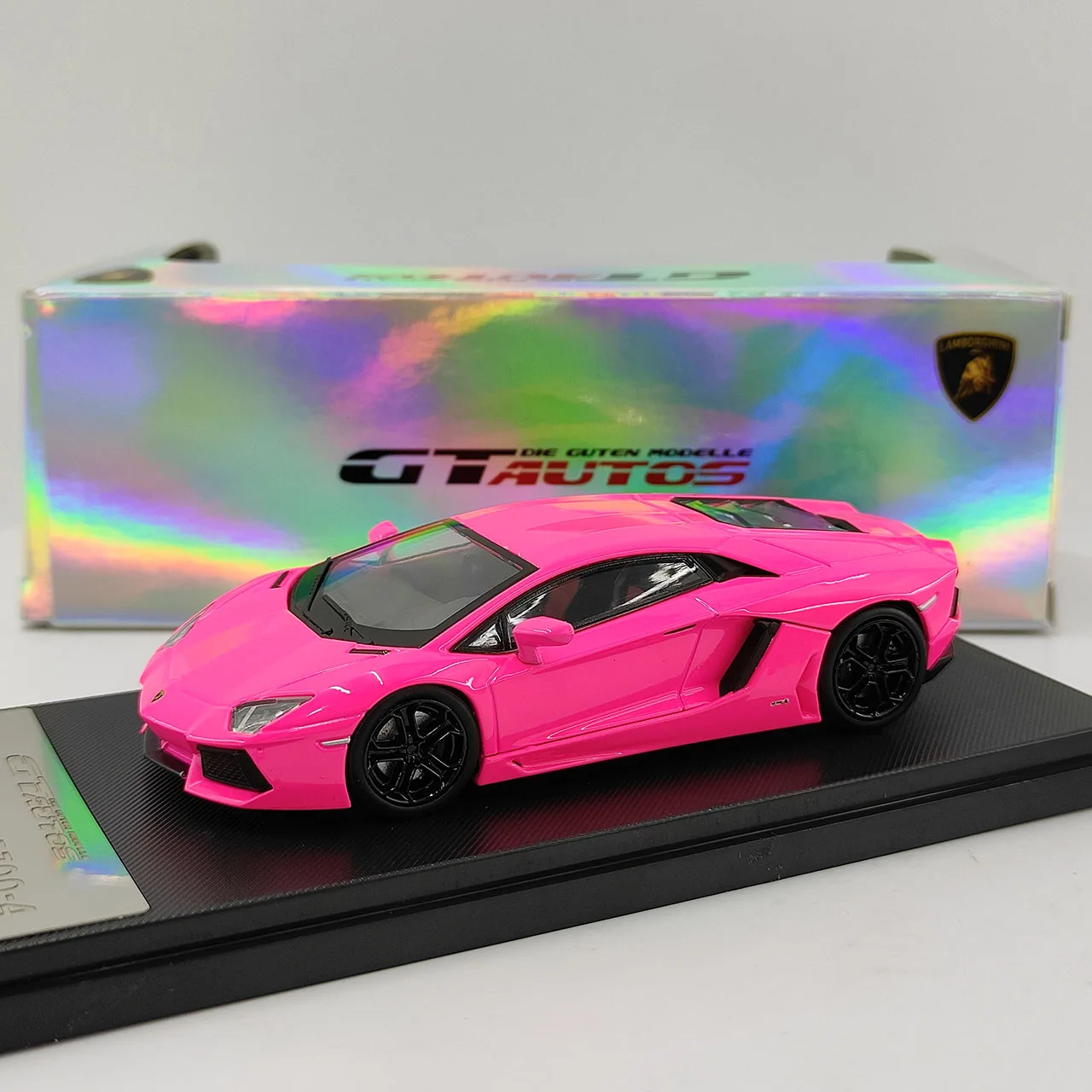 

Diecast GTAUTOS 1:43 Scale Aventador LP700-4 Limited Edition Alloy Car Model Collectible Toy Gift Souvenir Display Ornament