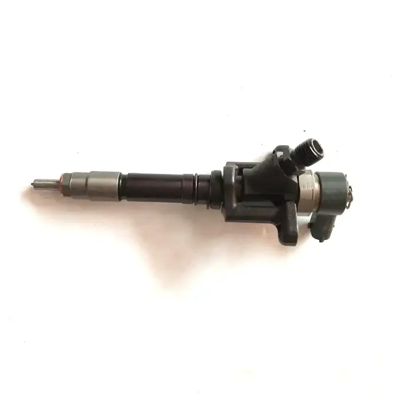 

New Diesel Fuel Injector ME223750 for Mitsubishi Fuso FE 4M50 Canter 4.9 Turbo