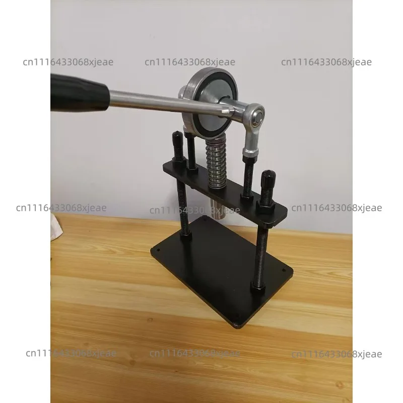 Tabletop small manual press 1.5-ton lever eccentric shaft labor-saving desktop type