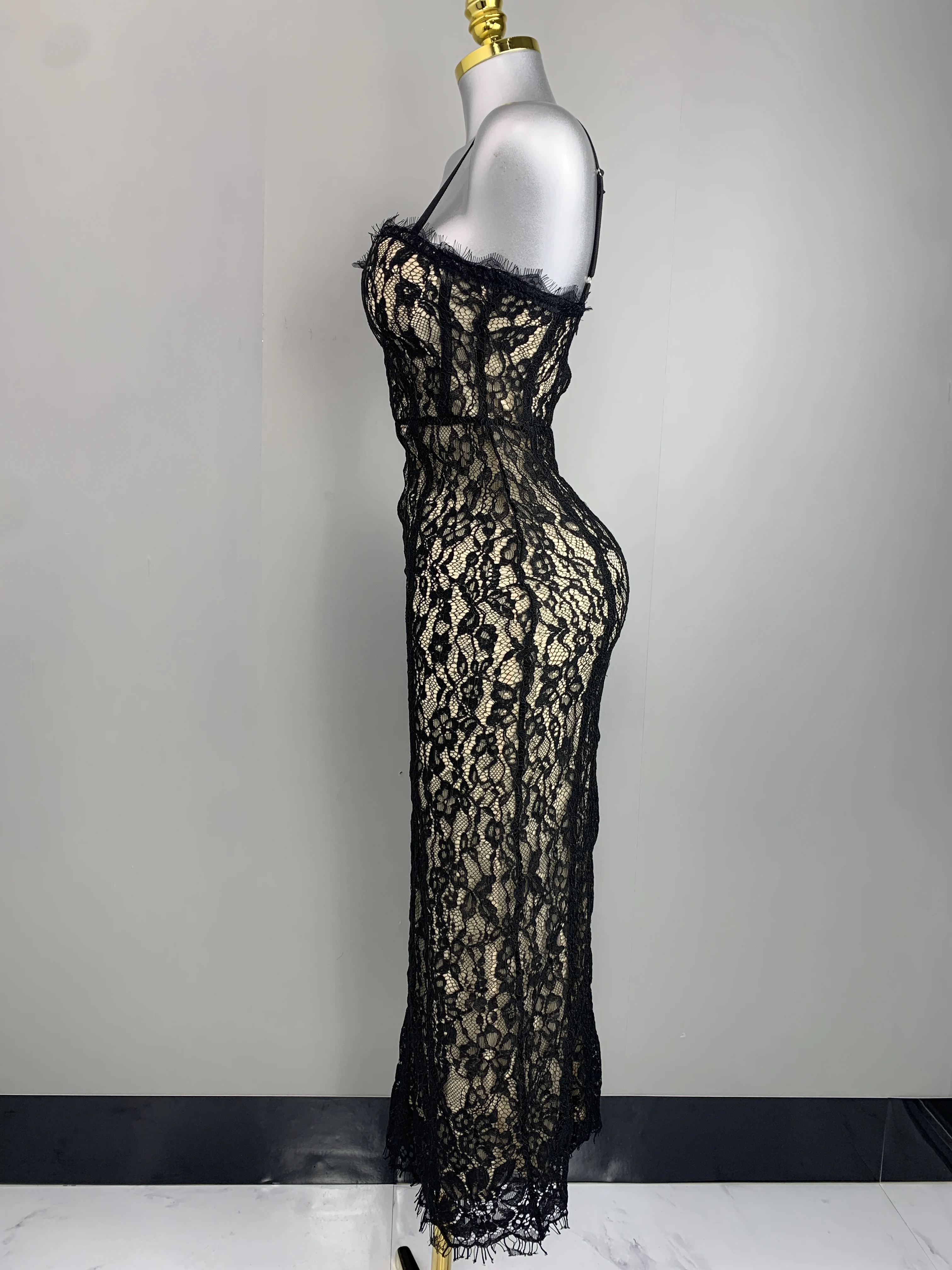 

Женское черное сексуальное облегающее длинное платье на тонких бретелях с цветочным кружевом для вечеринок, свиданий, элегантных вечерних мероприятий, роскошные вечерние платья