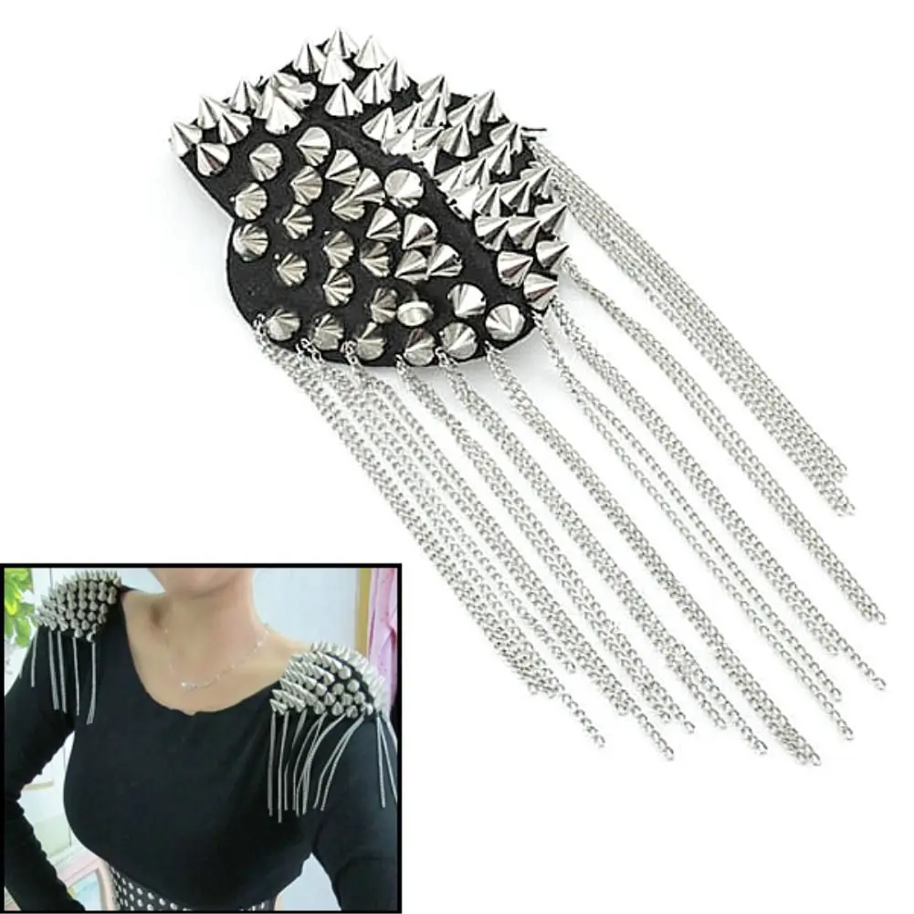Fashion Tassel Metal Epaulet Rivet Shoulder Pad Brooch Punk Fringed Shoulder Stamp Dress Decoration Clothing Accessories