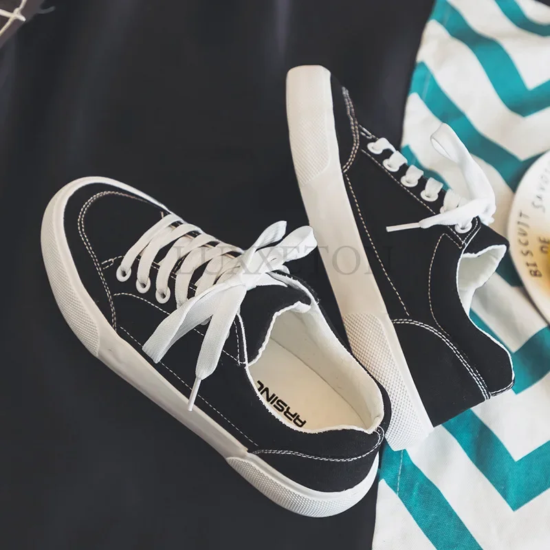 

2025 New Mens Canvas Shoes Casual Teenager Sneaker Man Sneakers School Wears Jogging Hiking Tenis Masculino Zapatillas Hombre