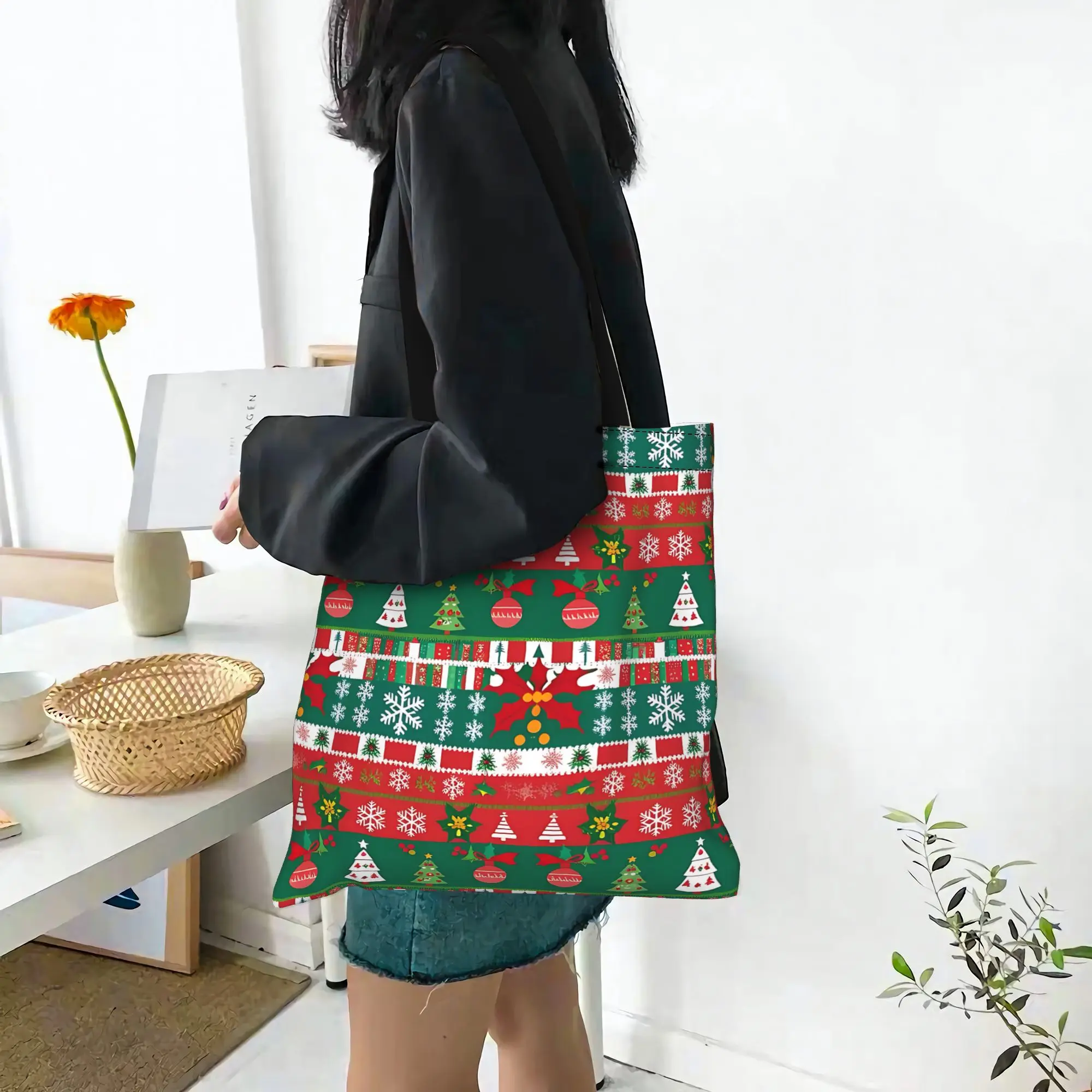 Customized Christmas themed patterns Women's Bag Shopping Bag Reusable Double Sided Canvas Tote Bag Shoulder  Handbag