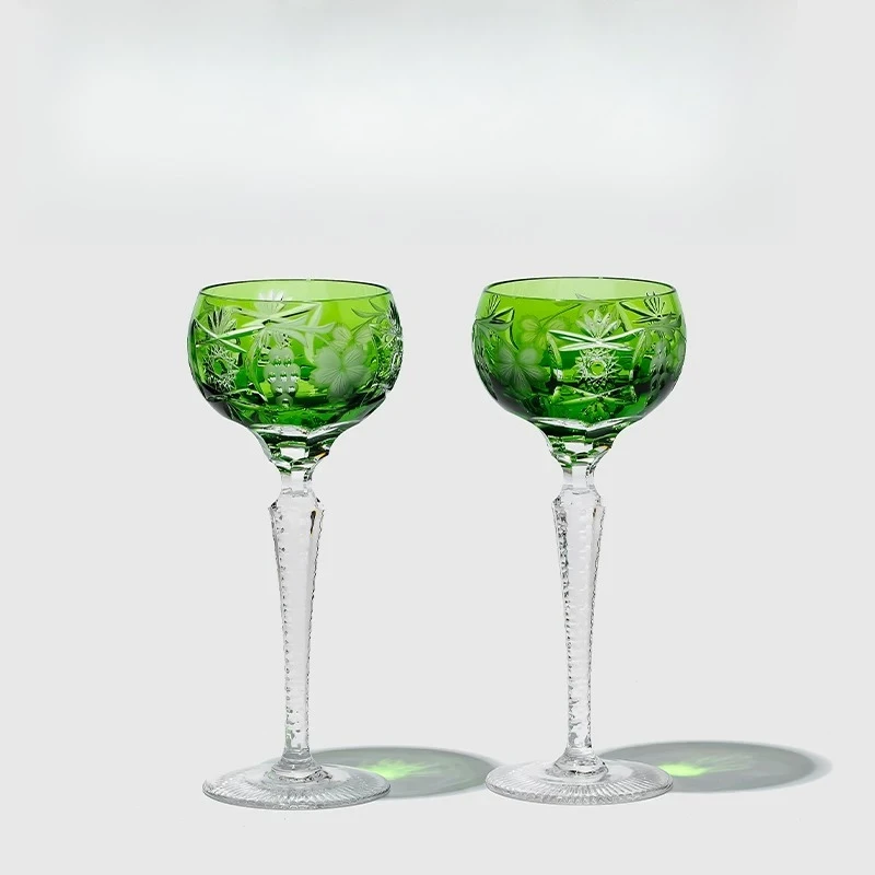 

Creative luxury colored crystal red wine glass, home carved glass goblet decoration