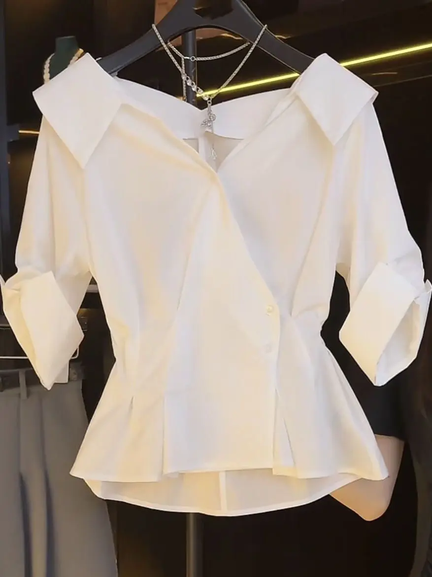Chic Unique ort Sve irt Women's 2025 Summer New Small Design Sense Pleated Waist V-ne Top Korean Sle Slim Fit