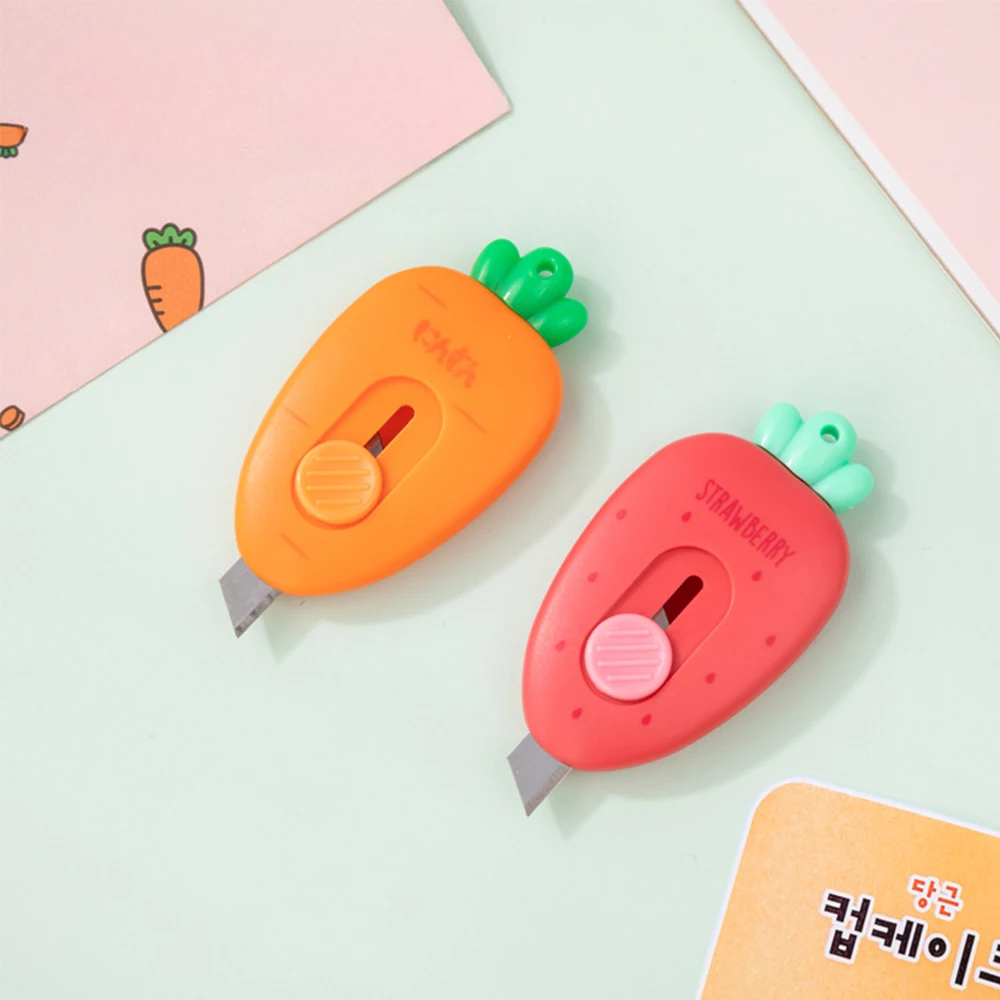 Nieuwigheid Fruit Wortel Utility Mes Mini Kawaii Draagbare Ambachtelijke Verpakking Papier Envelop Snijmes Brief Opener Gereedschap