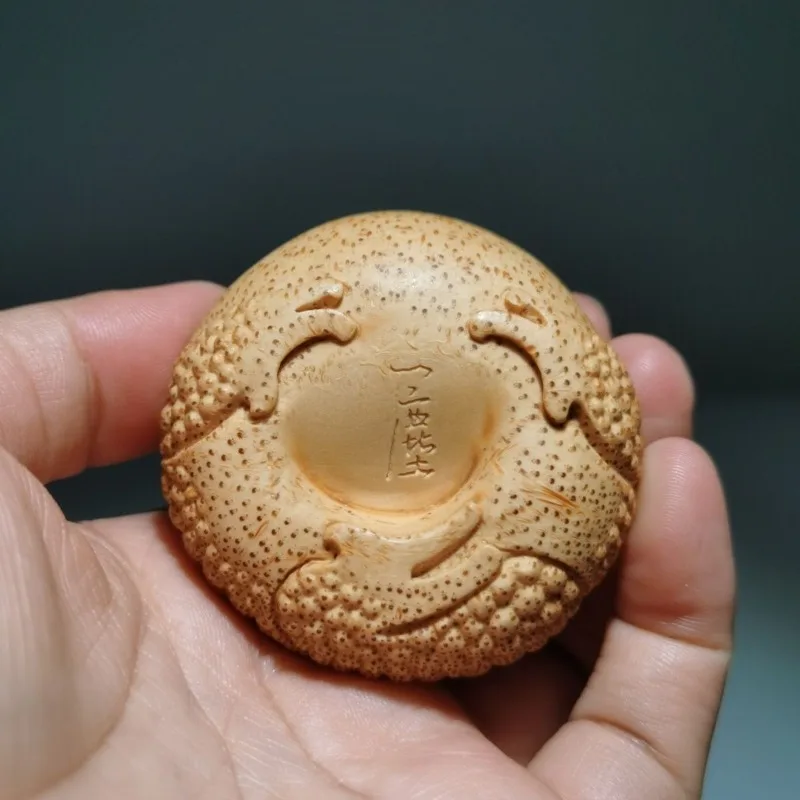 Handmade bamboo carving handle, root carving toad full of nails inlaid with antlers, white eyes, play writing
