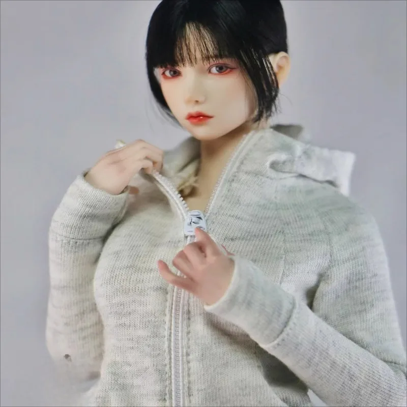 

1/6 Scale Female Hoodie Coat with Zipper Shorts Yoga Wear Soldier Clothing Model for 12-inch Action Figures Scene Ornaments