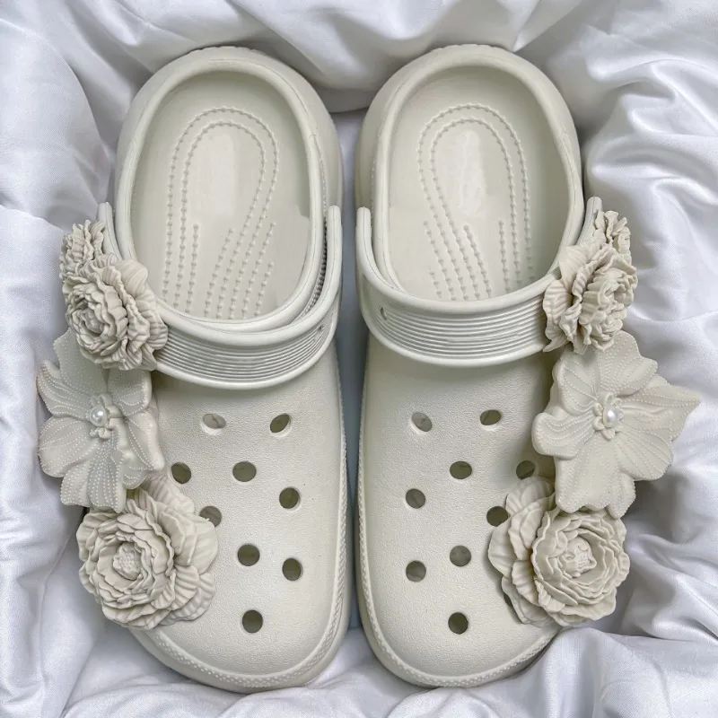 2025 Fashion Shoe Charms Set Accessories Hole Shoe Buckle DIY New Style Bouquet Bone White 3D Flower Shoes Decorations image 3