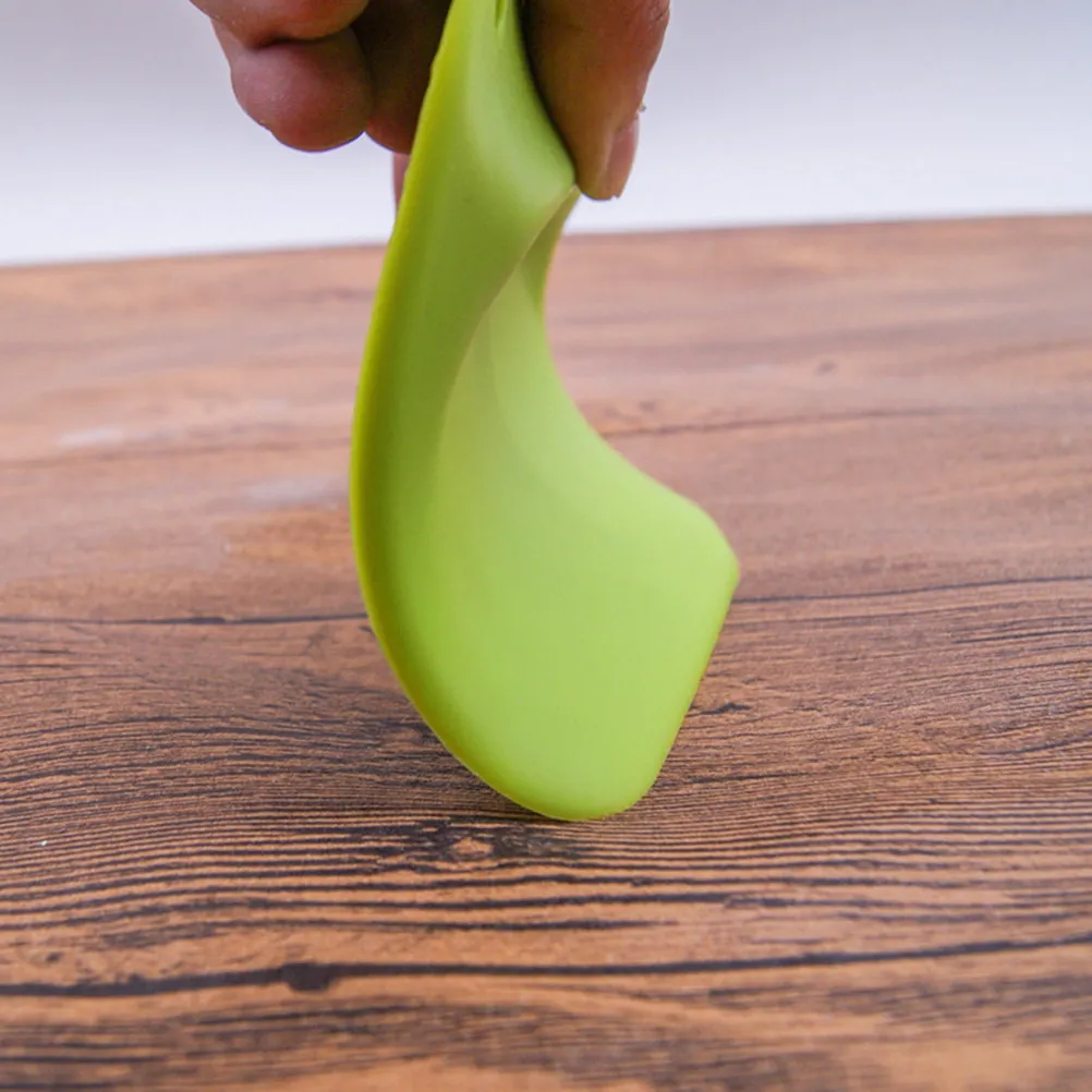 1Pcs Silicone Cream Spatula Premium Heat Resistant Scraper for Baking Cakes Jellies Chocolates Hanging Type Kitchen Gadget Green