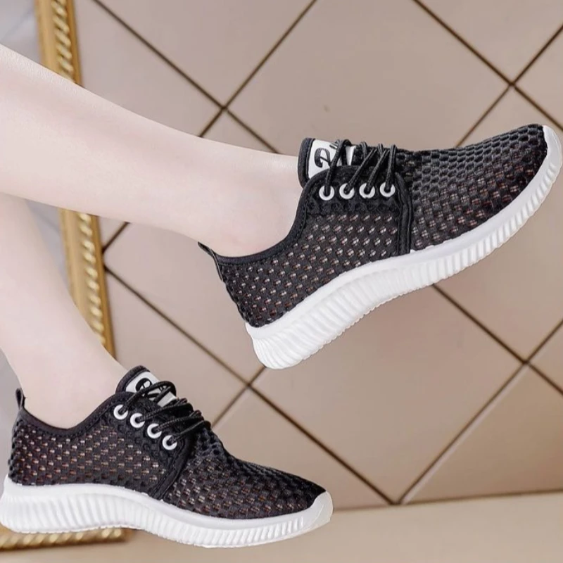 Women Summer Knit Water Shoes Lightweight Breathable Clogs Anti Slip Quick Drying Beach Sandals Outdoor Sport Footwear
