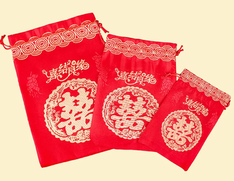 20pcs/lot Red Lucky Bag Drawstring Silk Bags Chinese Fu Embroidered Logo Brocade Pouches For New Year Christmas Gift Packaging