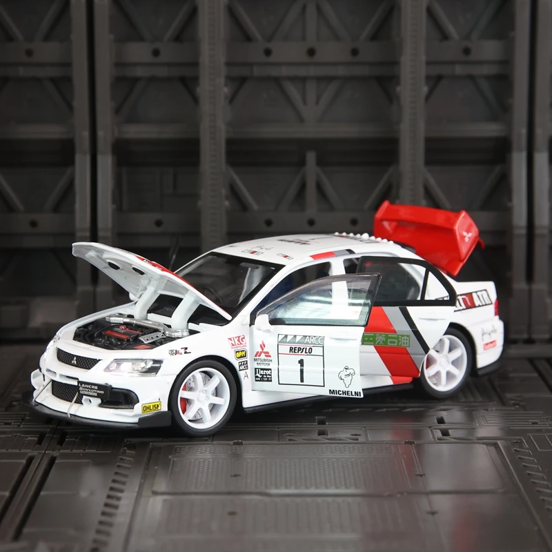 1:32 Mitsubishi 9a generazione EVO modello di auto in lega, porte e cofano motore, bagagliaio può essere aperto finemente elaborato