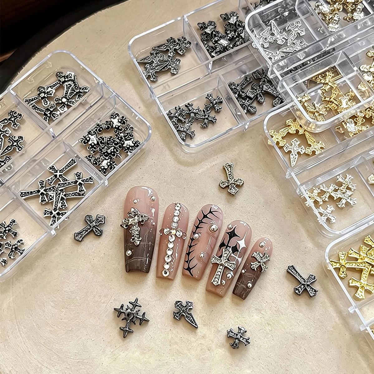 30 Pieces/Box Dark Retro Style 6-Grid Cross Nail Art Decorations, Gothic Cross Nail Decorations, Metal Mixed Decorations, 3D Multifunctional DIY Decoration Accessories, Fake Nail Art Decorations