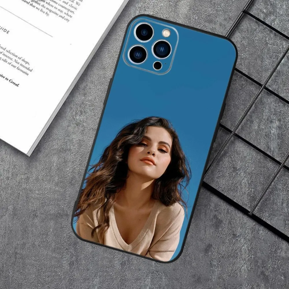 S-Selena Gomez Phone Case For Apple iPhone 15,14,13,12,11,XS,XR,X,8,7,Pro,Max,Plus,mini Silicone Black Cover