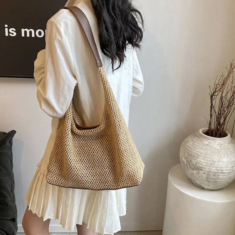 Ladies Summer Large Capacity Straw Woven Bags Women's New Style Korean Commuter Shoulder Bag Female Beach Woven Tote Handbags