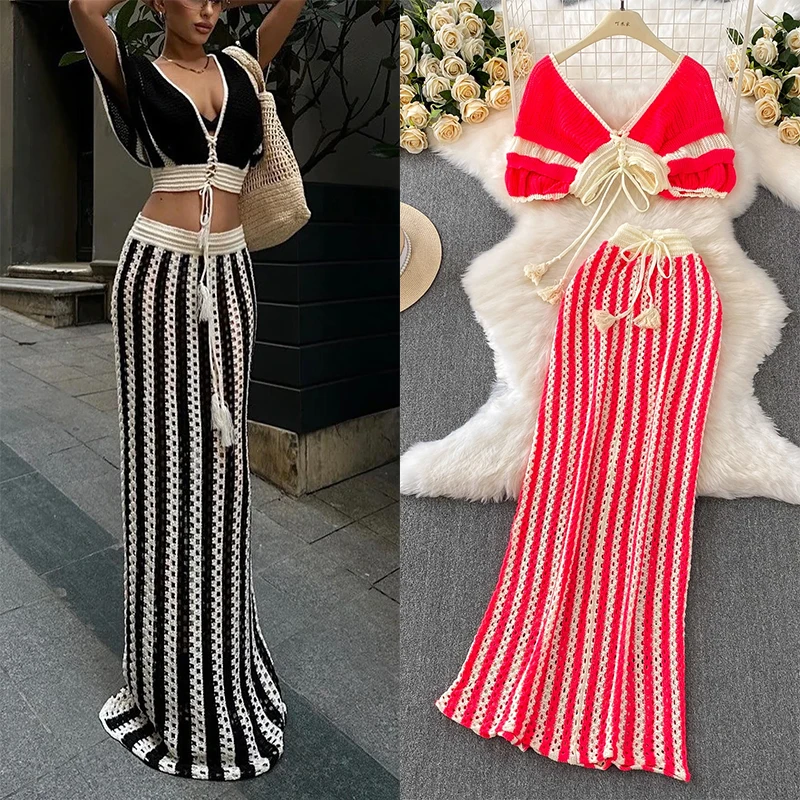 

Новинка 2023 года, летние каникулы, комплекты трикотажных платьев в полоску, длинные юбки с v-образным вырезом, укороченные топы с короткими рукавами для женщин