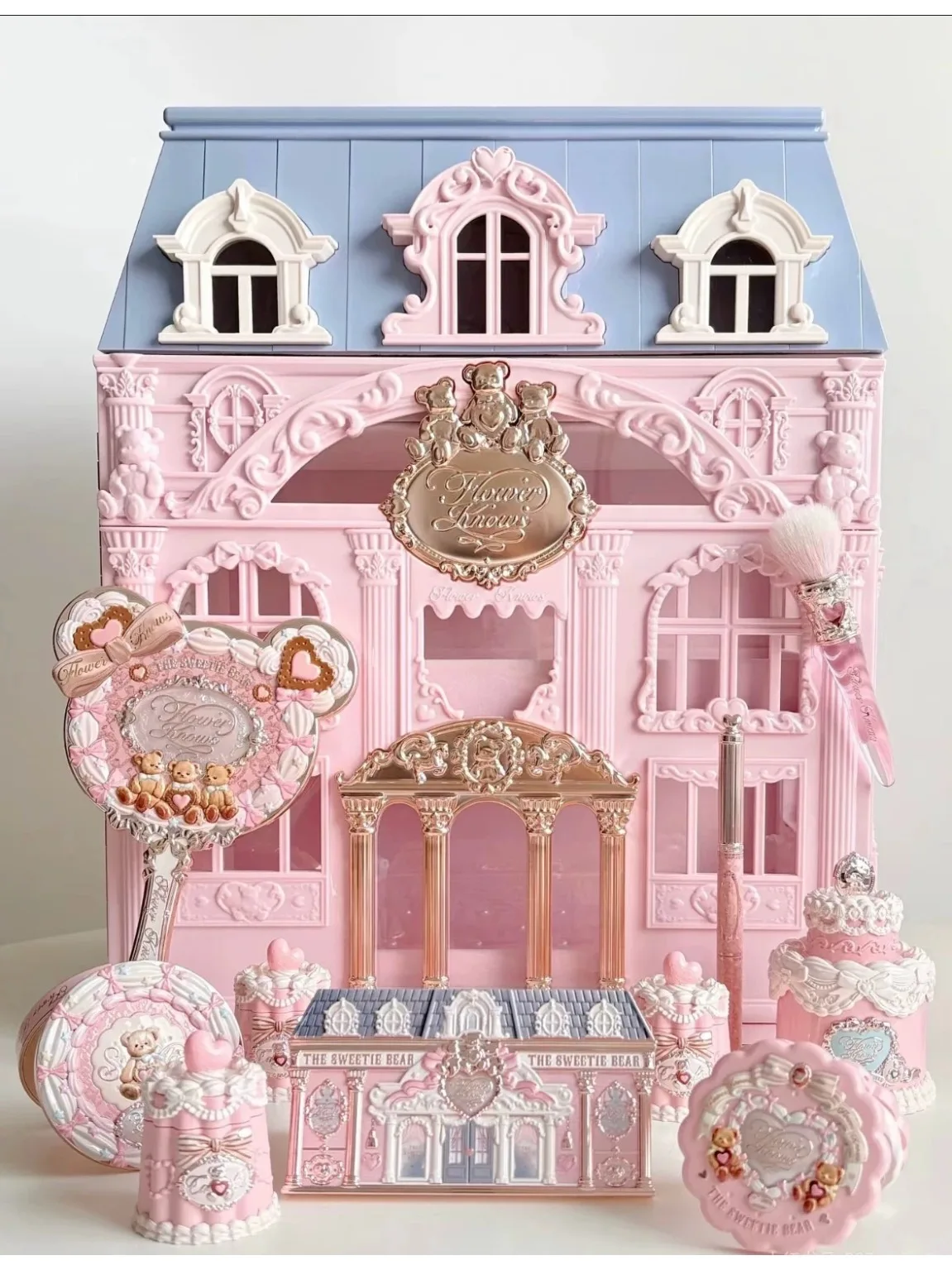 

Flower Knows Клубничный Купидон Allin Большая подарочная коробка Шкаф для хранения продуктов Коробка для хранения косметики без макияжа