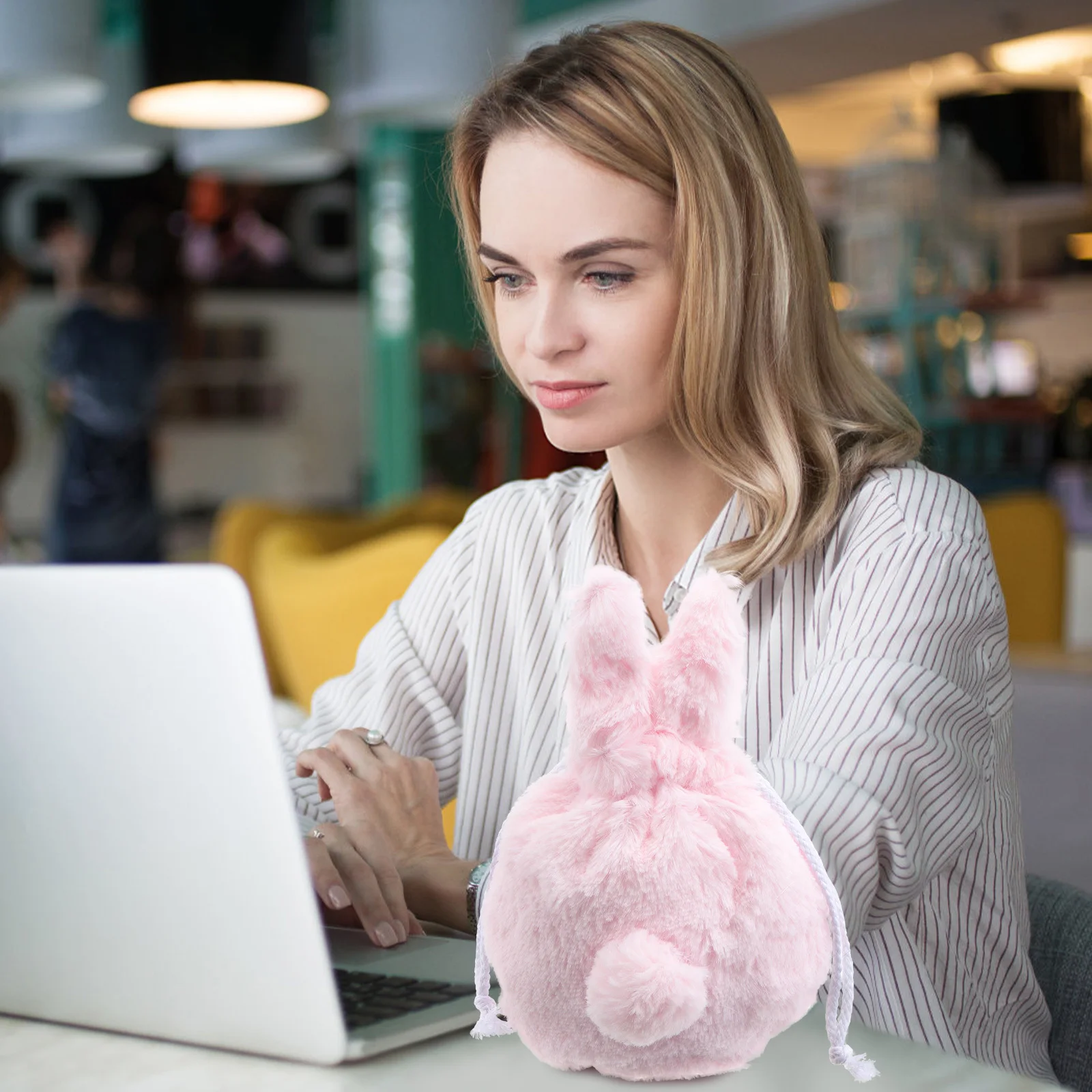 

1 Piece Cute Bunny Ear Drawstring Bag for Makeup Toiletry Storage Lightweight Pouch Ideal for Travel Daily Use Girls Gift Pink