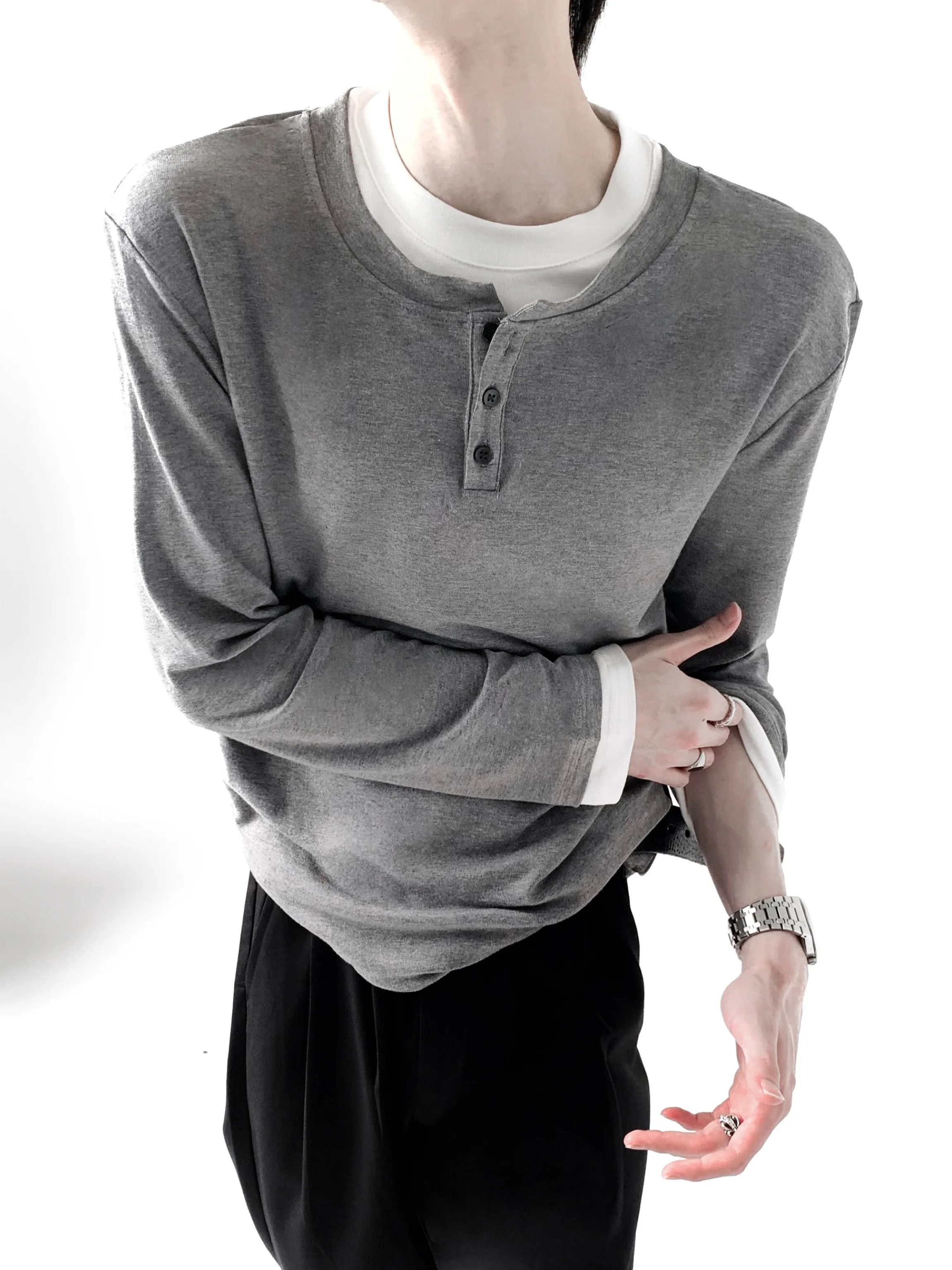 Cleanfit Henry Collar T-Shirt Men's Unique Design Patchwork Base Shirt Autumn Season Skin-friendly Breathable Long Sleeve
