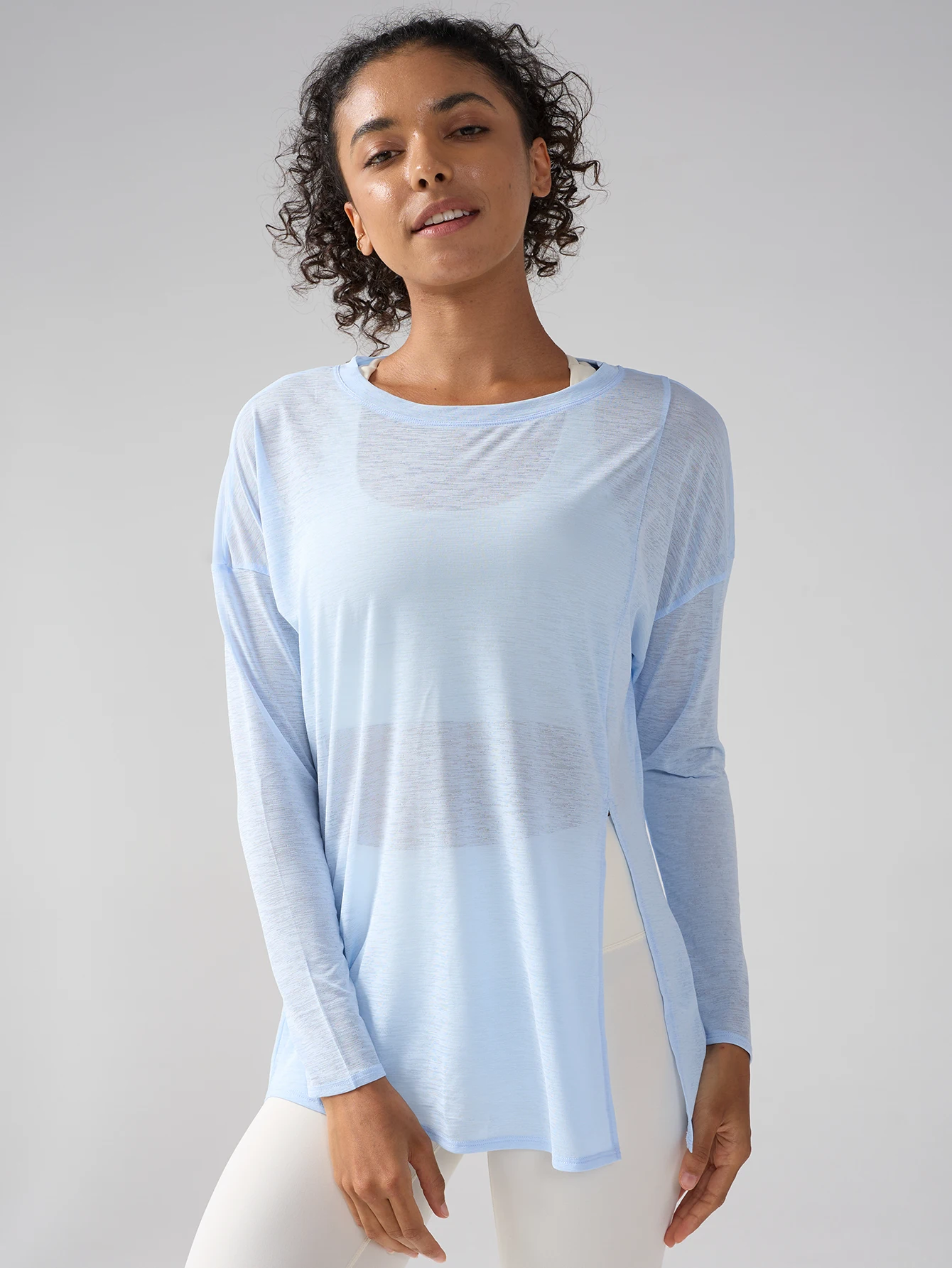 Langärmliges Damen-Yoga-Oberteil mit Rundhalsausschnitt, lockerer Passform, seitlichem Schlitz, sexy, atmungsaktiv, schnell trocknend, für Freizeit, Laufen, Fitness, Outdoor-Yoga