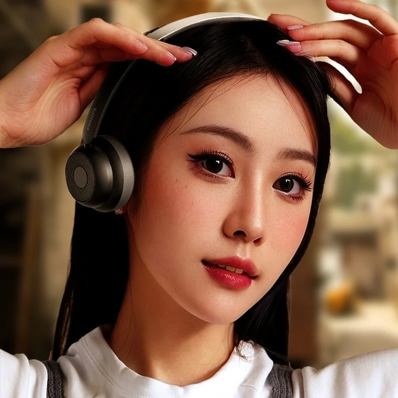 Wireless Bluetooth Noise Cancelling Headphones With 3d Spatial Sound Effects High-Definition Calling Silver Fashion Suitable For