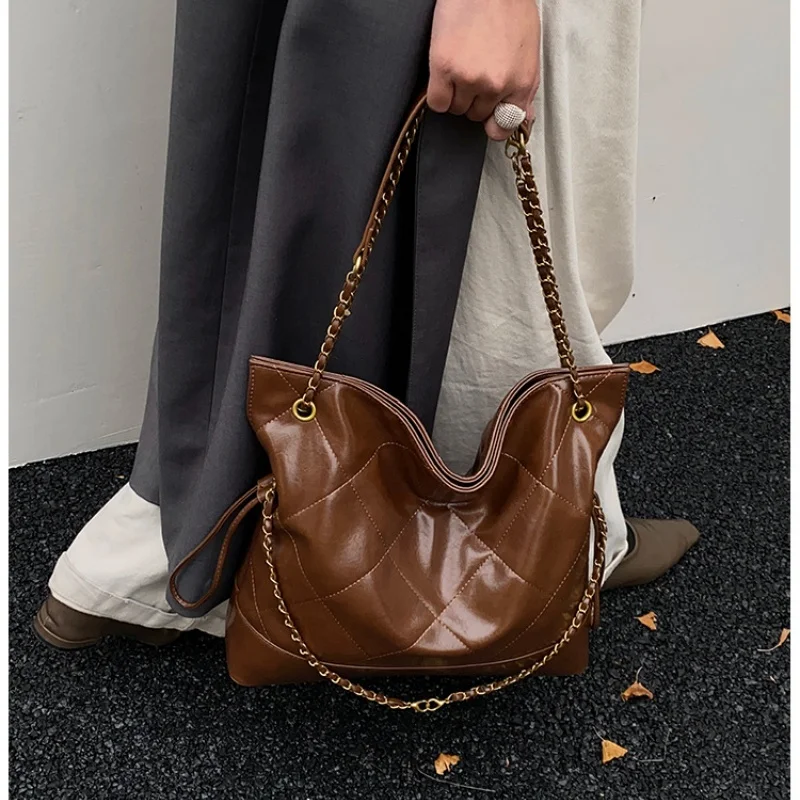 

Classic high-end appearance checkered chain bag, fashionable crossbody bag with large capacity tote bag