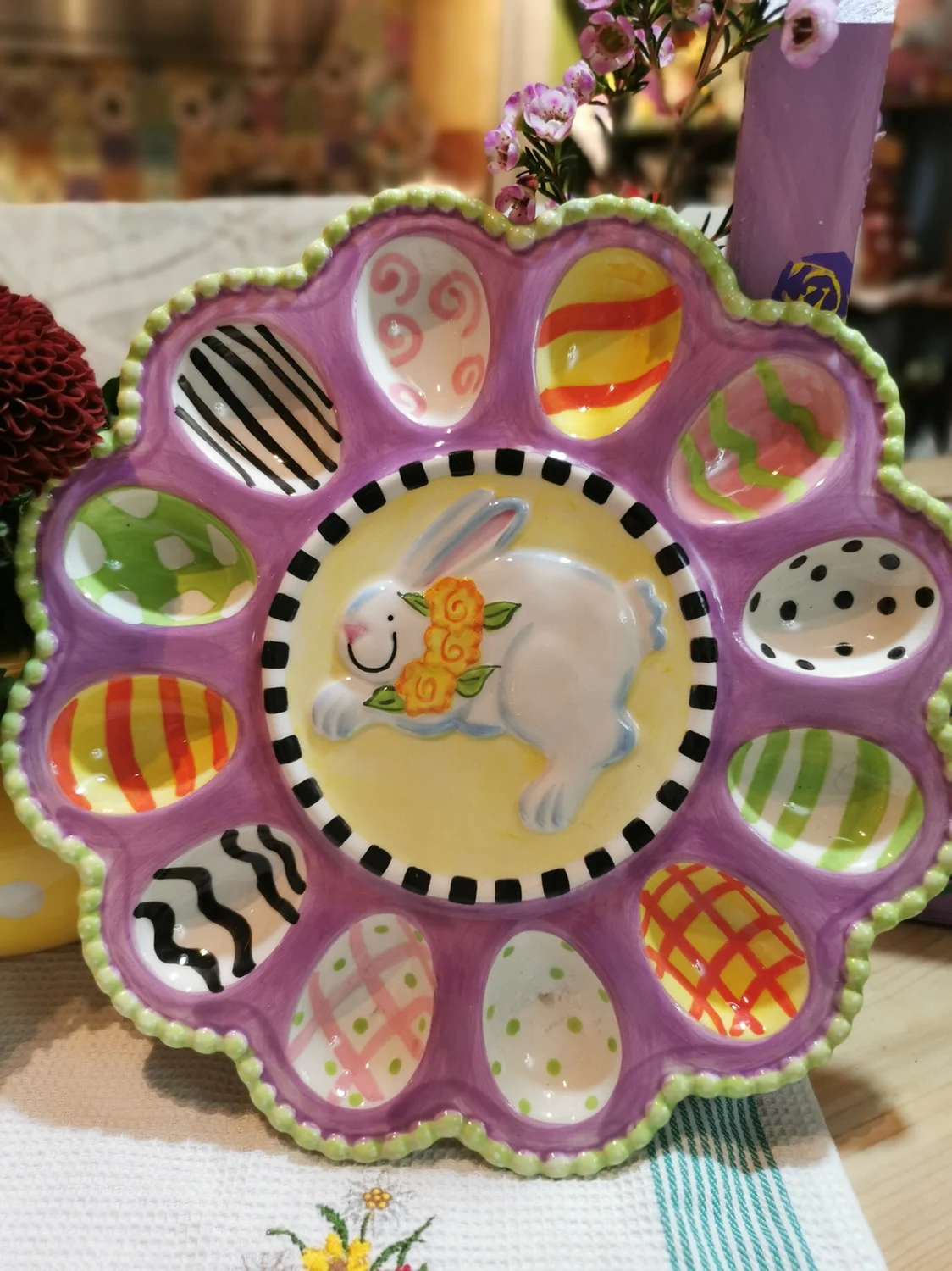 

Purple Bottom White Rabbit Spring Easter Colorful Dotted Egg Tray