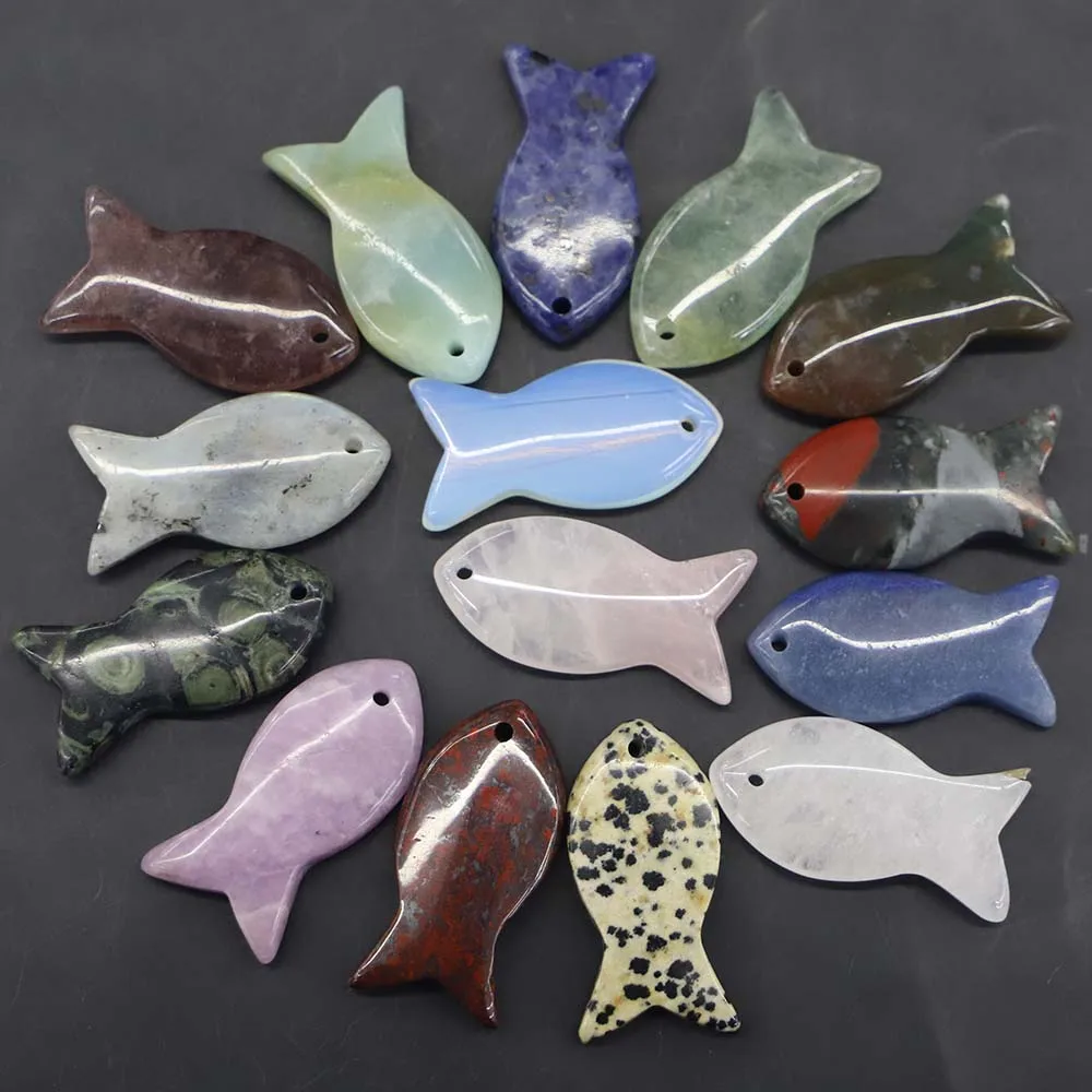 Yiwu Natural Stone Sea Shell Small Fish Pendants Polished Crystal Agate Necklaces Fashion Jewelry DIY Accessories 8Pcs Wholesale