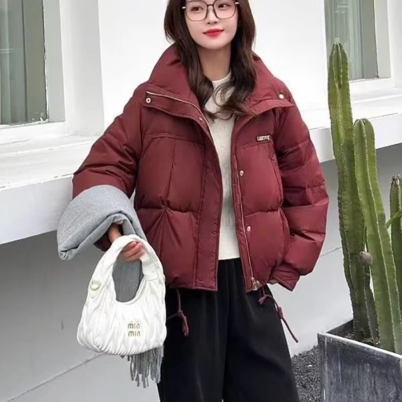 면 패딩 재킷 여성 숏 2025 겨울 신상 스탠드 칼라 다운 코트 여성 파카 패션 루즈핏 아우터 브레드 오버코트