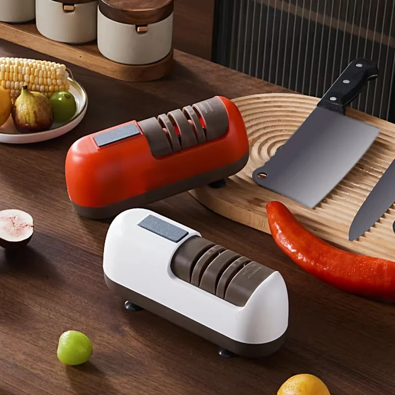 Affilacoltelli Elettrico a 4 F - Kitchen Gadgets Essential recensione e prezzo